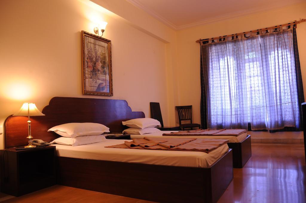 Chittorgarh Hotel Pratap Palace חדר תמונה